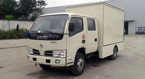 东风双排福瑞卡舞台车