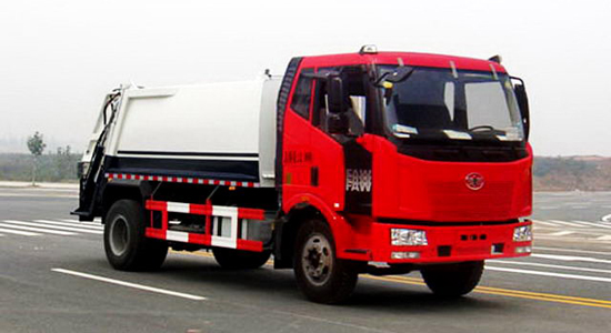 解放压缩式垃圾车