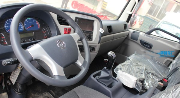 国六东风D3V后八轮平板运输车