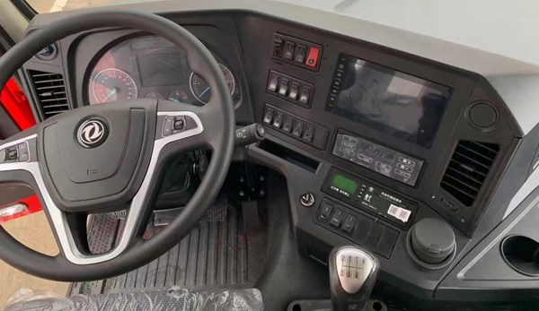 国六东风锦程前四后八平板运输车