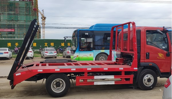 国六重汽豪沃蓝牌平板运输车