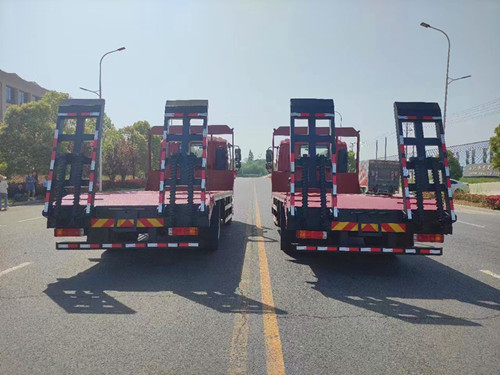 国六150挖机平板运输车