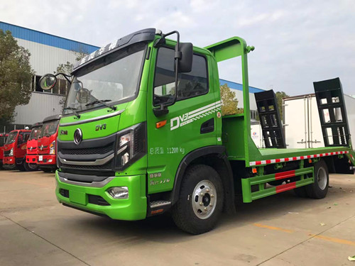 东风DV3平板运输车3米95轴距