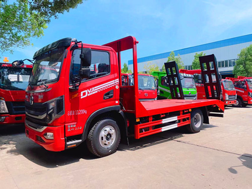 东风DV3平板运输车3米95轴距