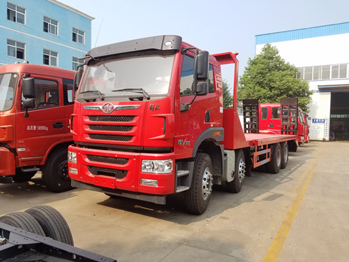 解放30吨挖机拖板车