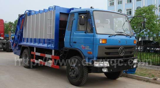 东风多利卡5吨压缩式垃圾车