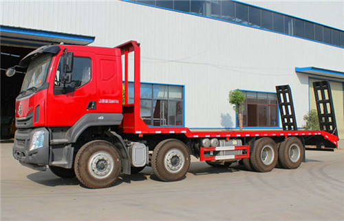 柳汽乘龙H5前四后八平板车