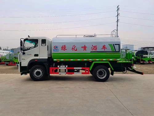 15方抑尘洒水车 福田领航