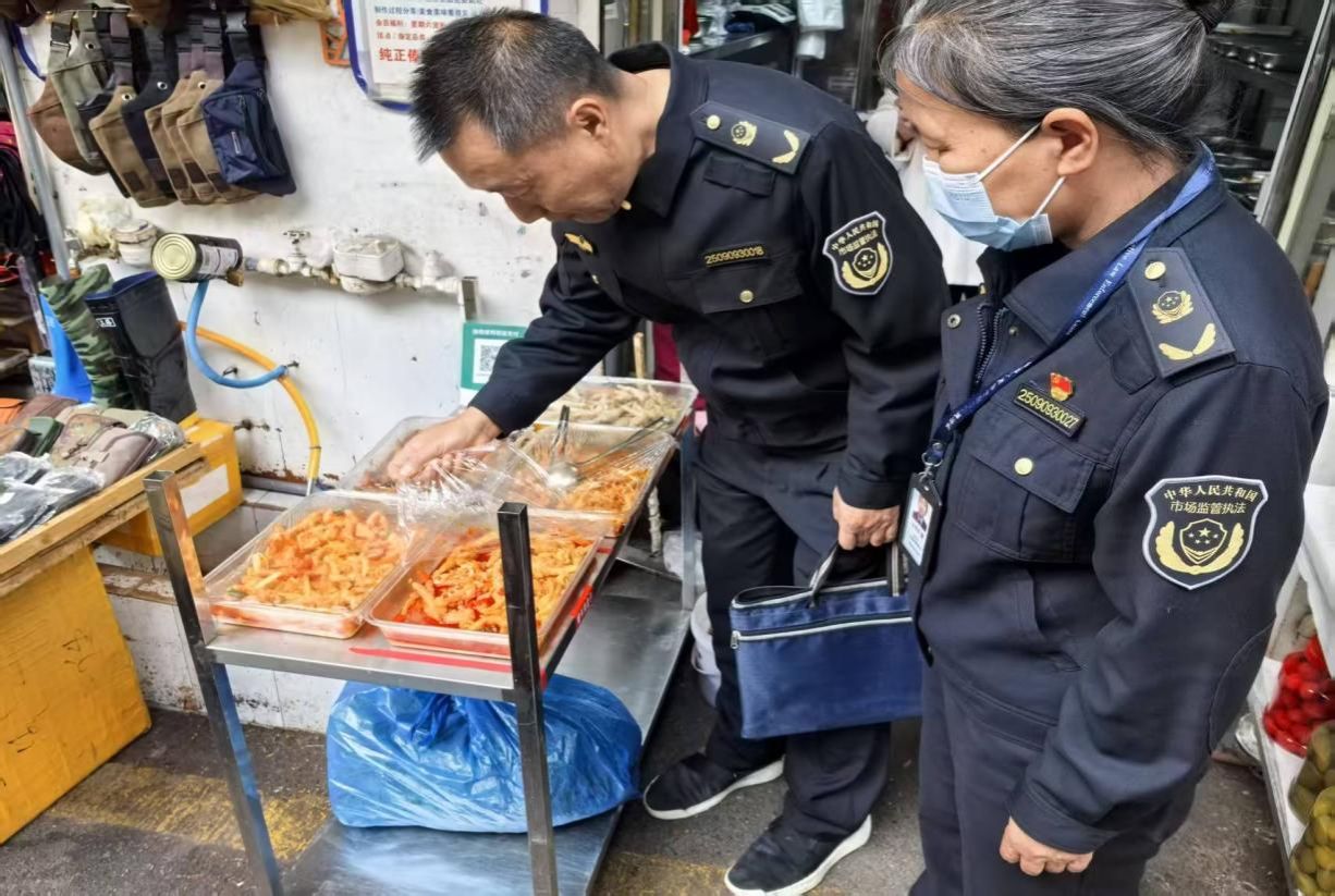 武定县迅速出击 严查“3·15”曝光问题  守护“舌尖安全”